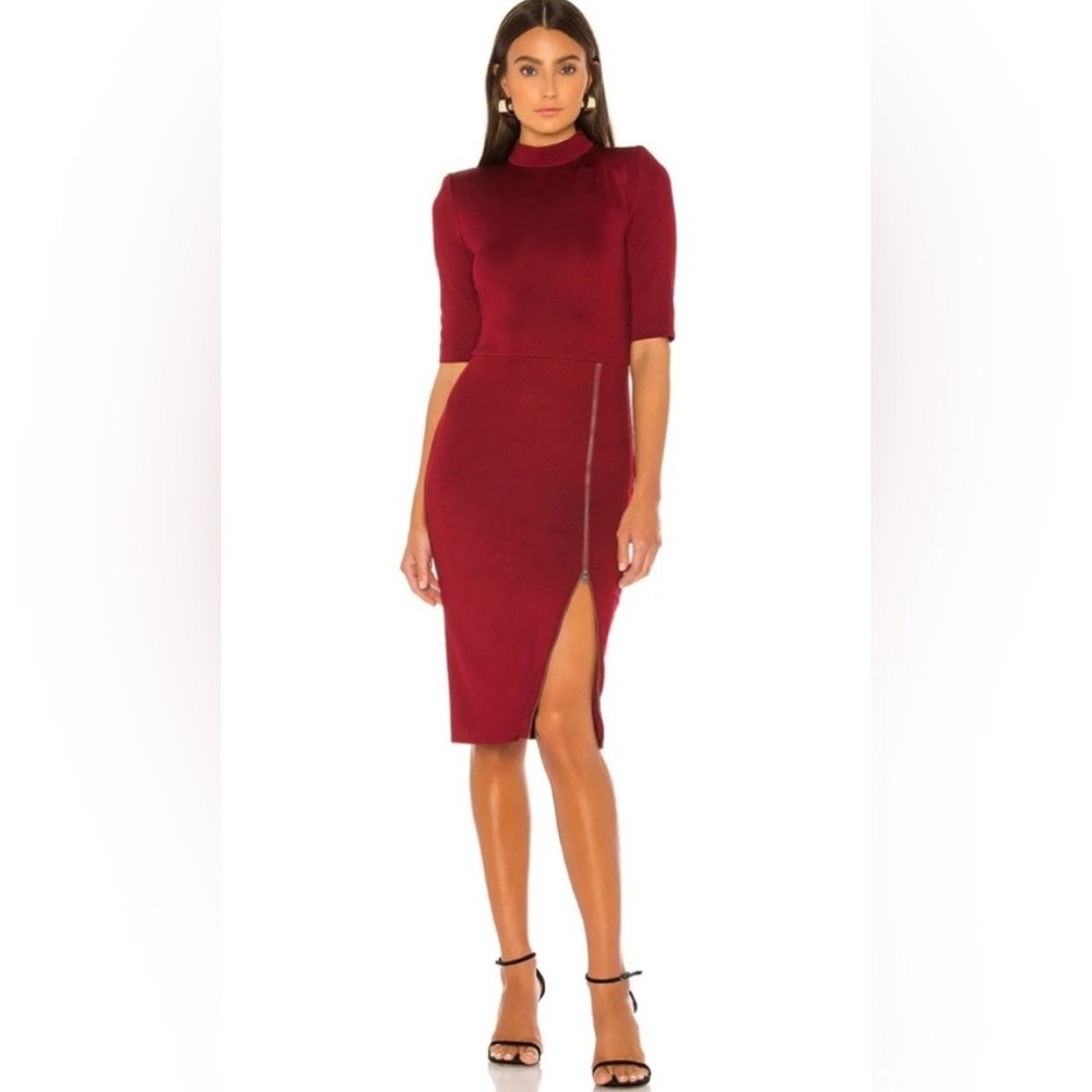 Alice + Olivia Inka‎ Side Slit Dress in Bordeaux Red.